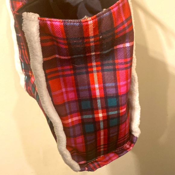 Victoria's Secret Pink / Red / Green Plaid Faux Sherpa Tote w/ single snap - Picture 5 of 6